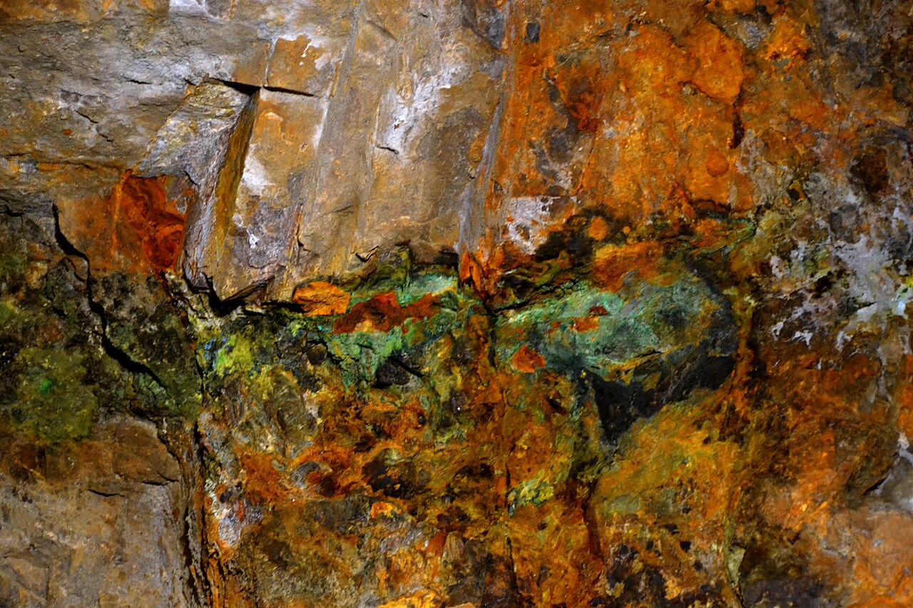 Gallery inside the Eugènia lead mine